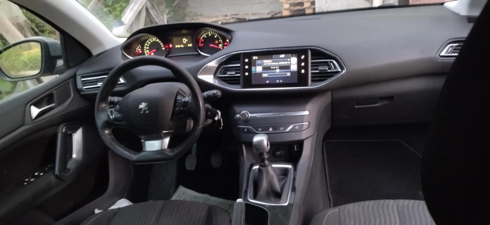 Peugeot 308 1.6 E-HDI 115  КС. - изображение 10