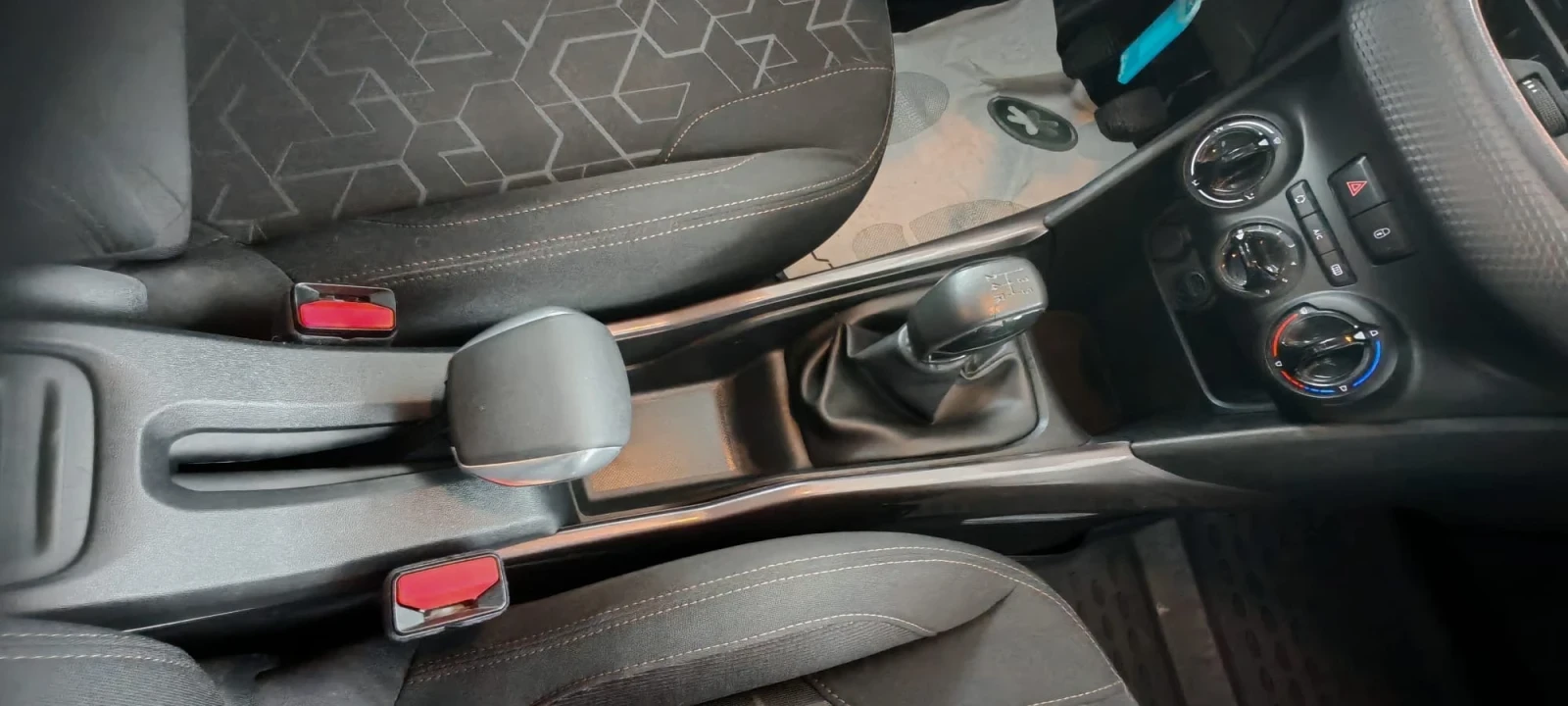 Peugeot 2008 2014 1.6hdi НОВО, 1 собственик - изображение 6