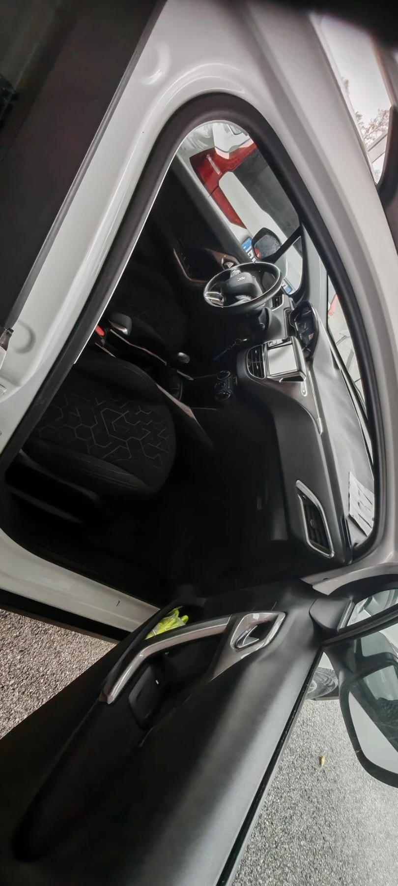 Peugeot 2008 2014 1.6hdi НОВО, 1 собственик - изображение 7