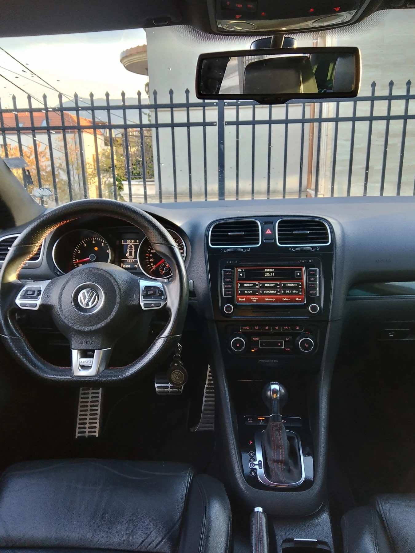 VW Golf 2000.16.v GTI - изображение 10