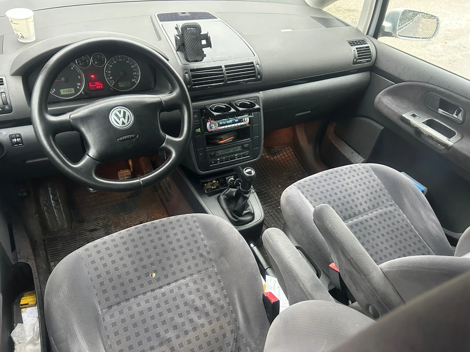 VW Sharan 1.9-TDI-131kc - изображение 9