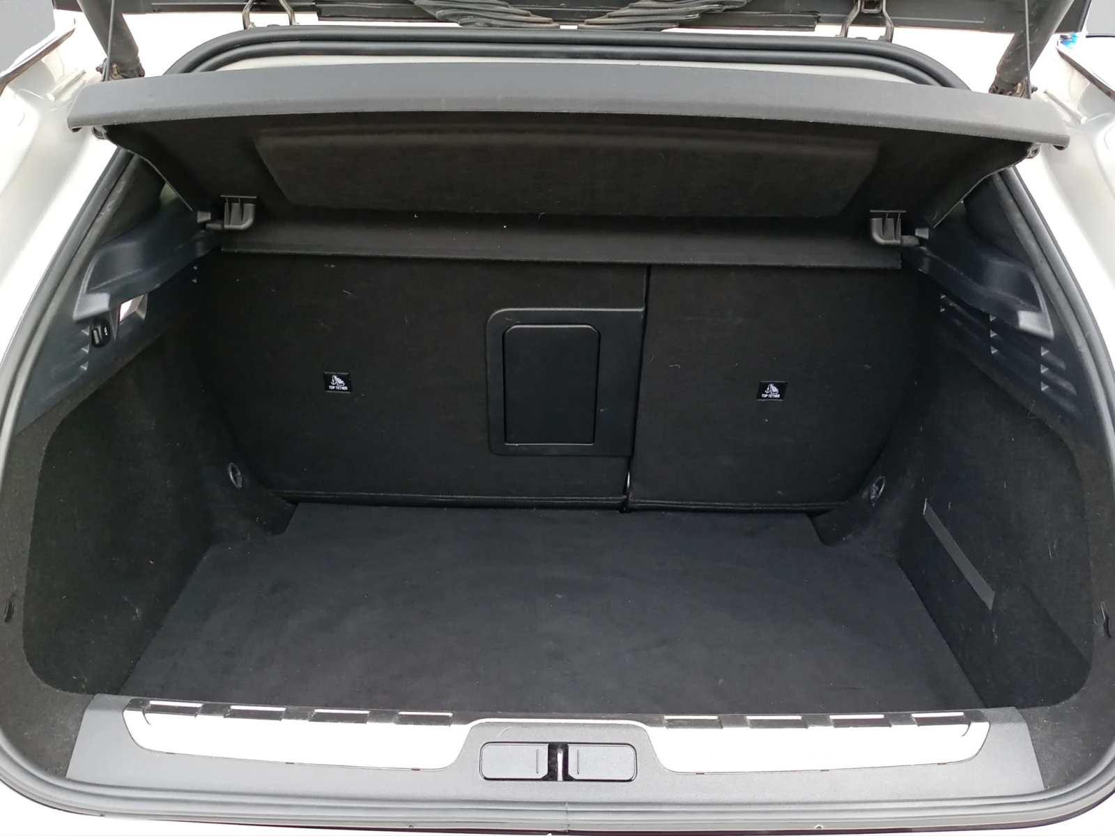 DS DS 4 RIVOLI PureTech 130 EAT8, снимка 14 - Автомобили и джипове - 53709985