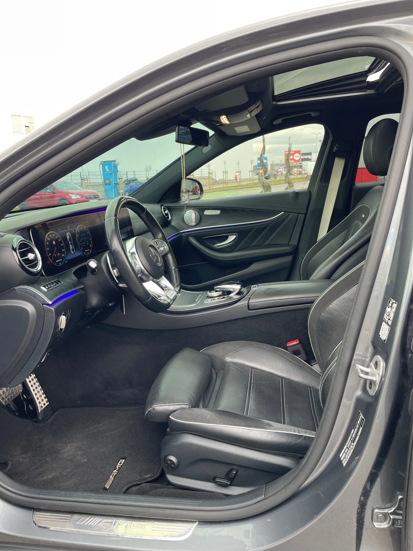 Mercedes-Benz E 63 AMG S 612hp, снимка 15 - Автомобили и джипове - 53864206