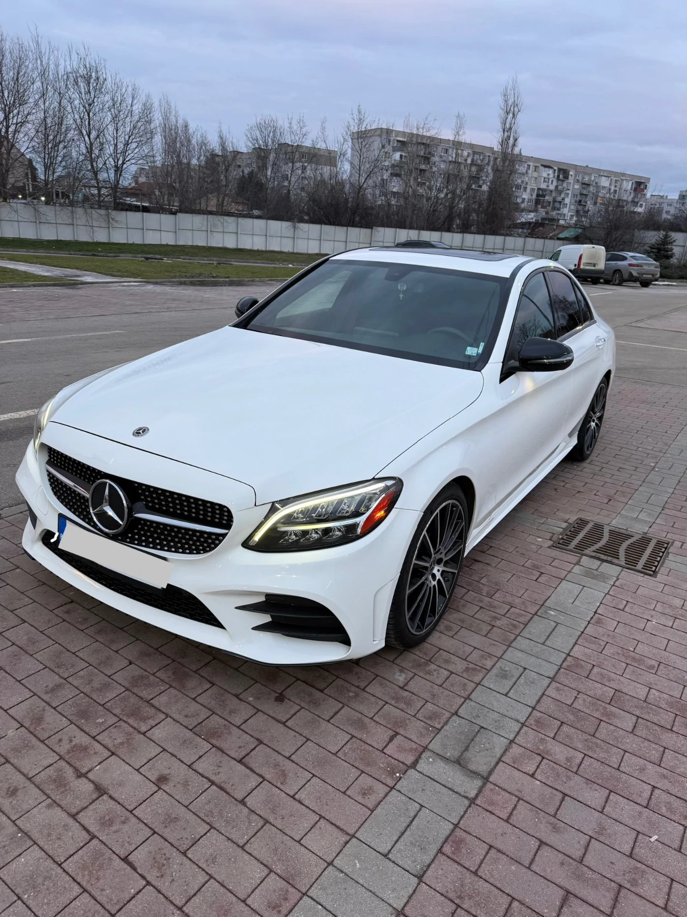 Mercedes-Benz C 300 AMG PACKAGE NIGHT PACKAGE , снимка 2 - Автомобили и джипове - 53965878