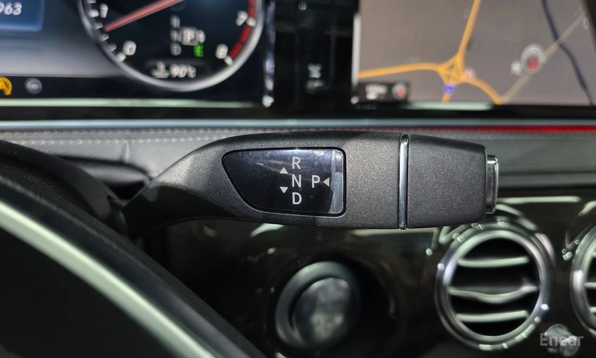 Mercedes-Benz S 500, снимка 9 - Автомобили и джипове - 54132616