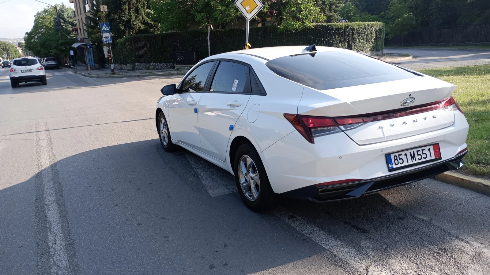 Hyundai Elantra Avante 2022 godina, снимка 6 - Автомобили и джипове - 54767626