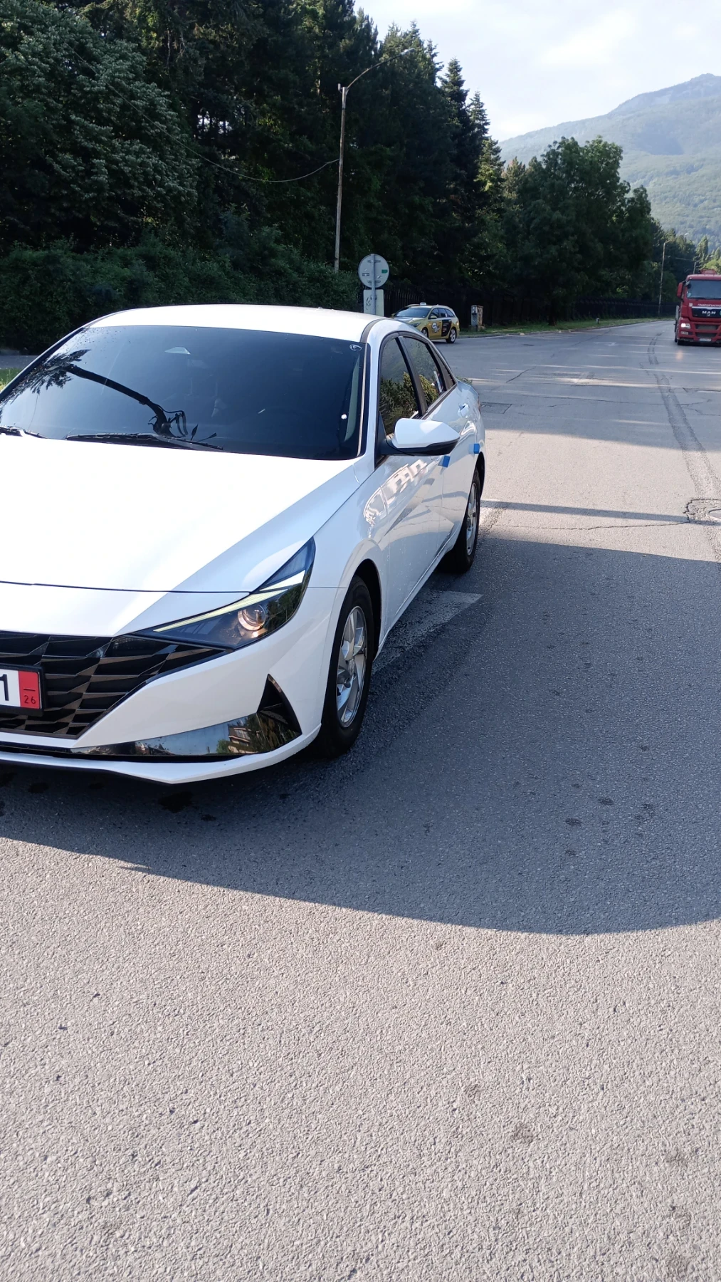 Hyundai Elantra Avante 2022 godina, снимка 5 - Автомобили и джипове - 54767626
