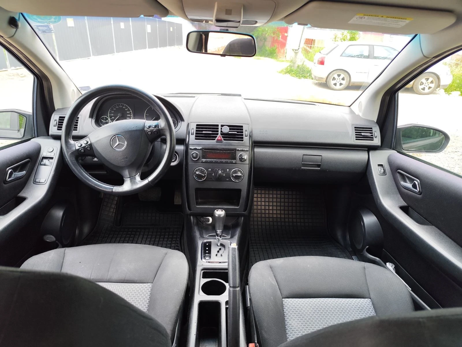 Mercedes-Benz A 160, снимка 8 - Автомобили и джипове - 54804212