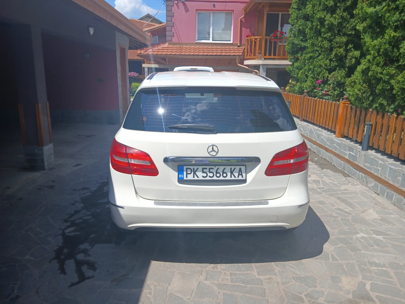 Mercedes-Benz B 180, снимка 3 - Автомобили и джипове - 54809090