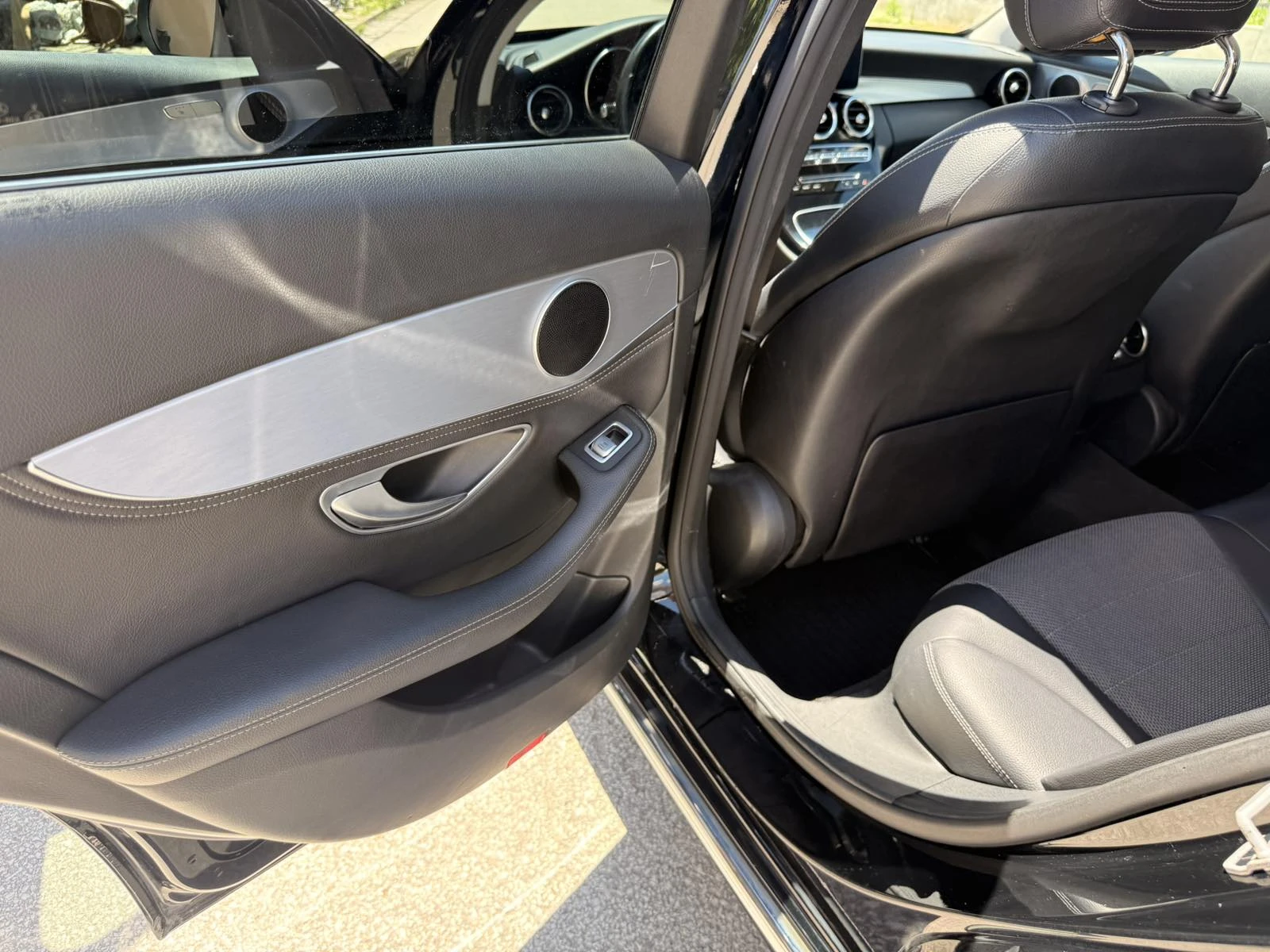 Mercedes-Benz C 220 BLUETEC, снимка 13 - Автомобили и джипове - 54905235