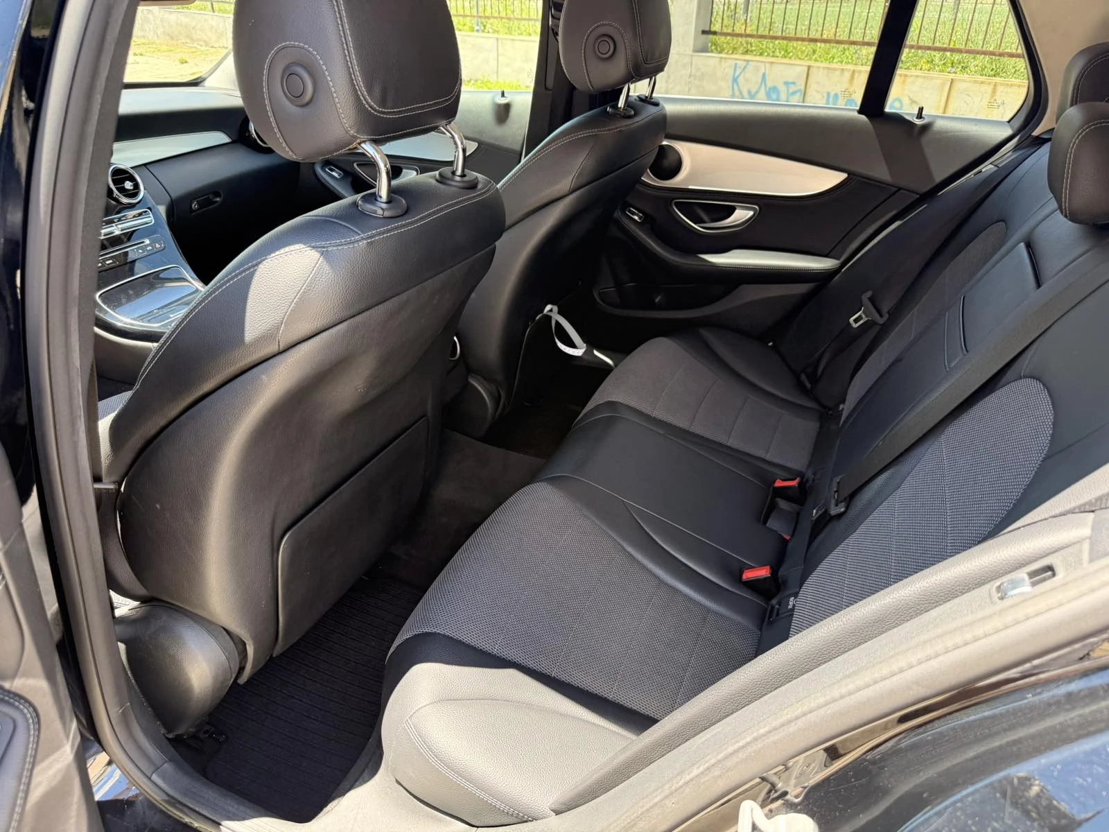 Mercedes-Benz C 220 BLUETEC, снимка 15 - Автомобили и джипове - 54905235