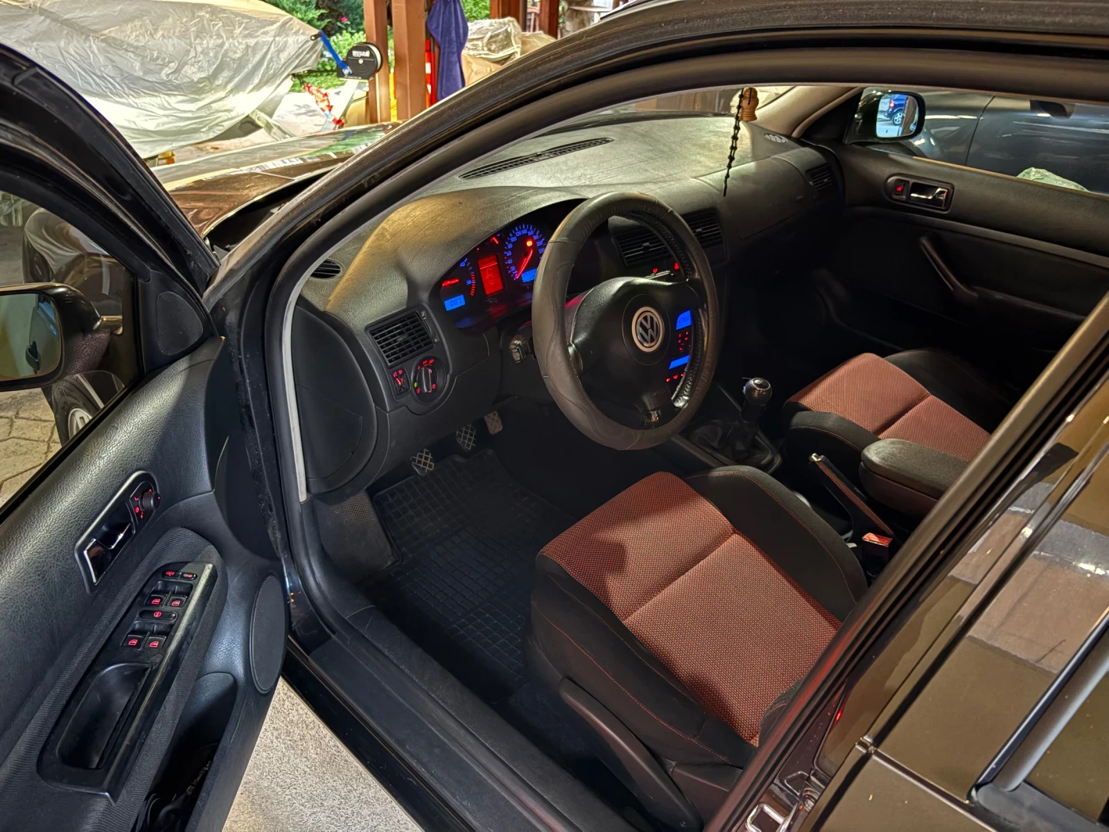 VW Golf 1.9TDI 131 6-скорости , снимка 7 - Автомобили и джипове - 55213102