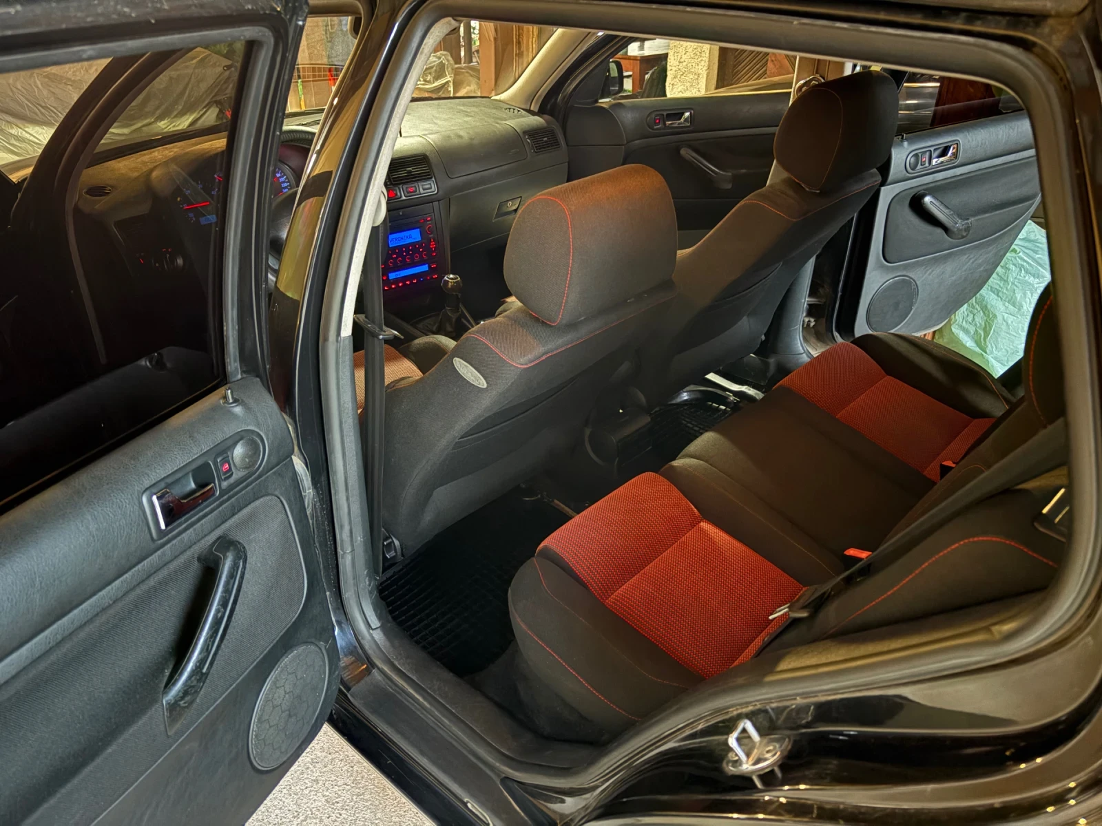 VW Golf 1.9TDI 131 6-скорости , снимка 10 - Автомобили и джипове - 55213102