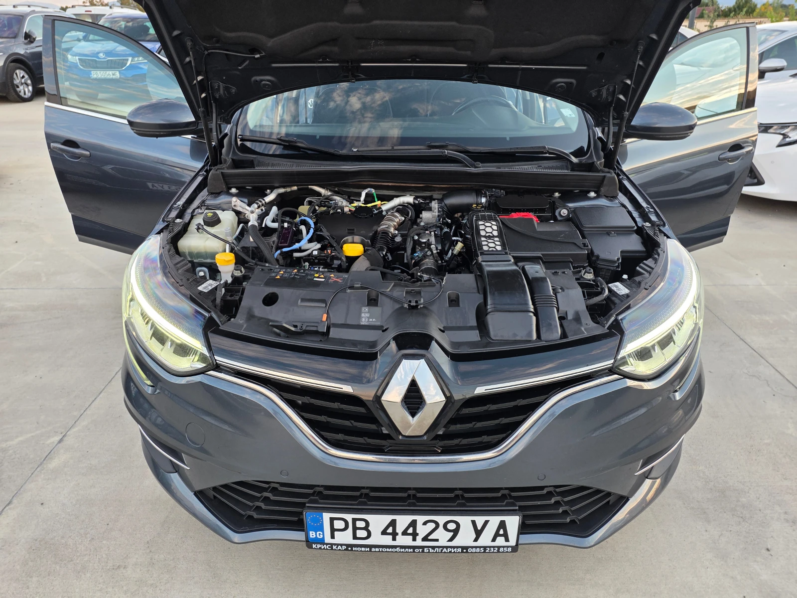 Renault Megane 1.5DCI-6ск, снимка 16 - Автомобили и джипове - 56260201