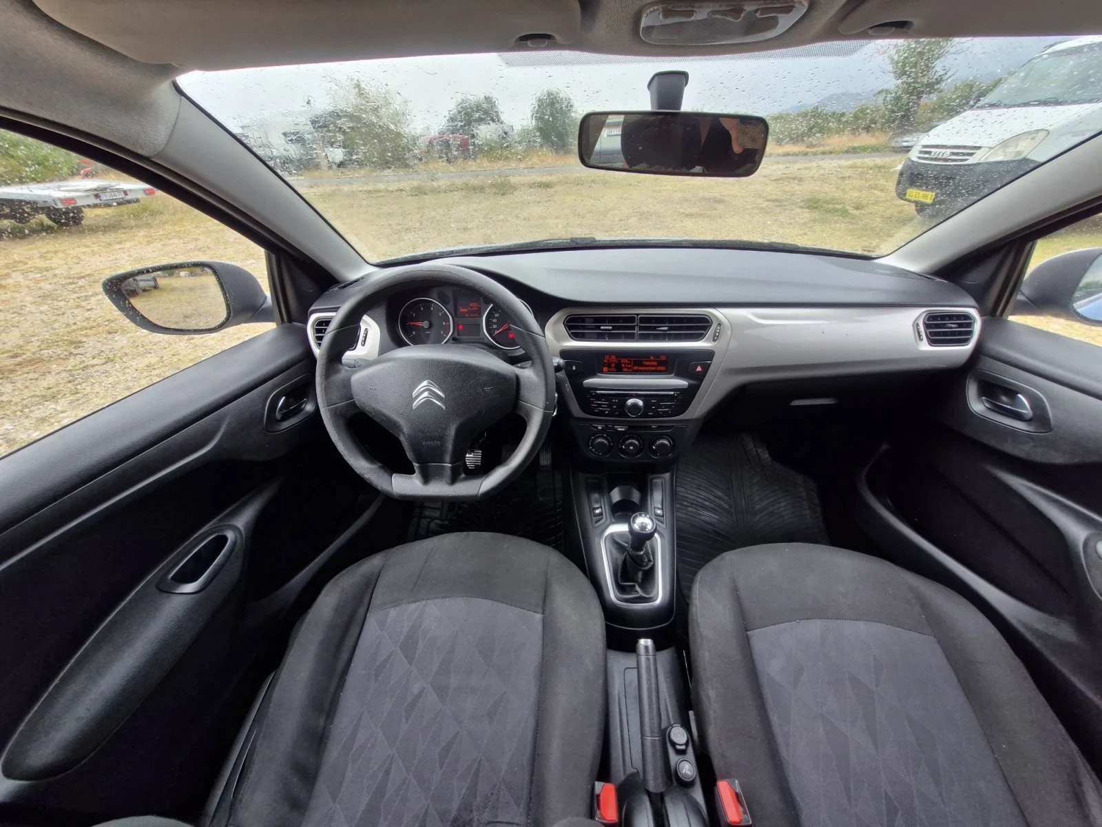 Citroen C-Elysee 1.6 бензин 115к.с , снимка 9 - Автомобили и джипове - 56273592