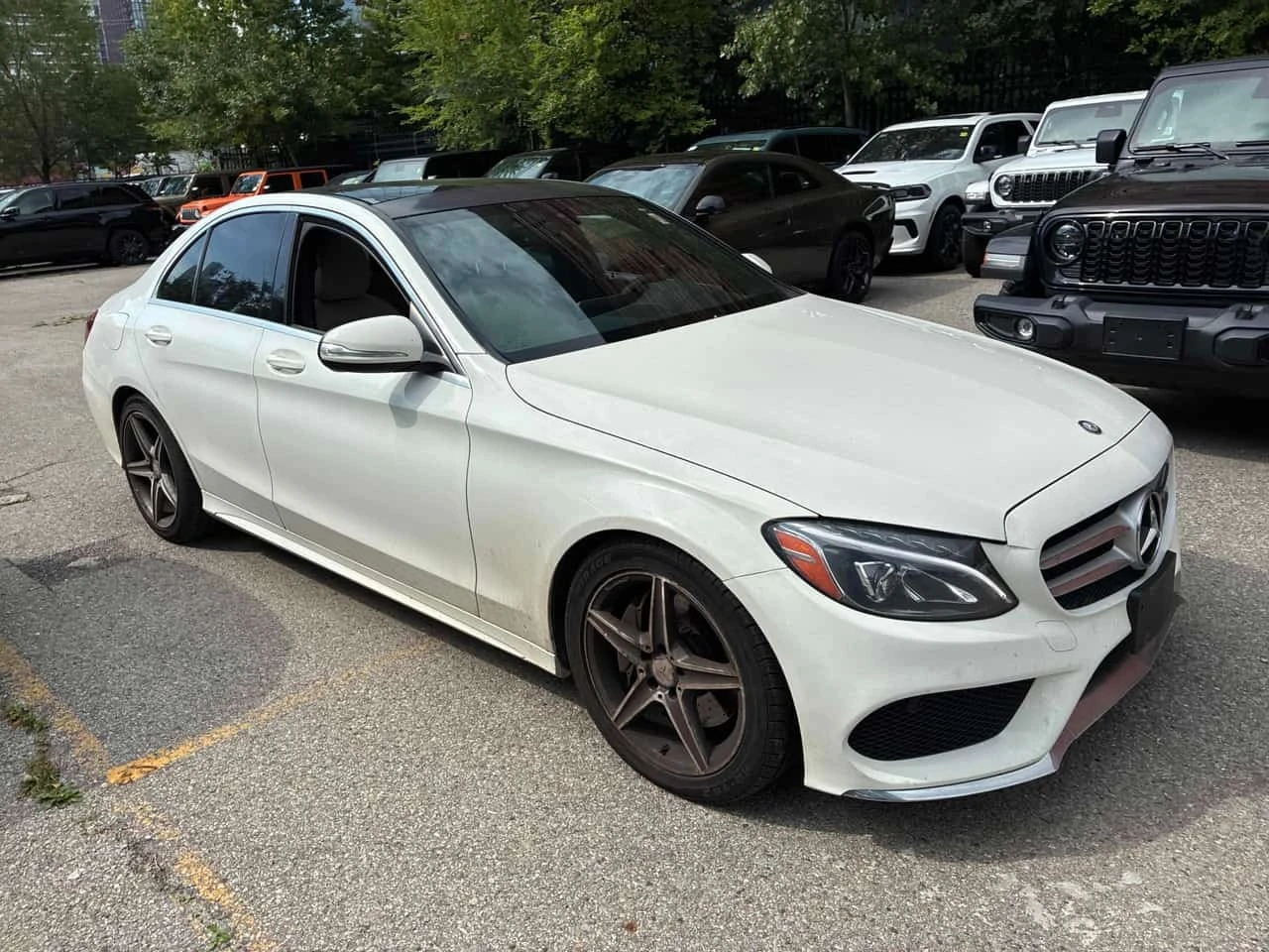 Mercedes-Benz C 300 * CARFAX * , снимка 3 - Автомобили и джипове - 56310222