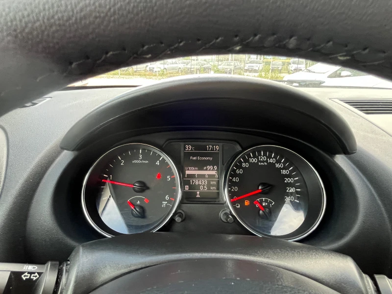 Nissan Qashqai 1.5DCI, 110ck, ЛИЗИНГ, снимка 14 - Автомобили и джипове - 46008357