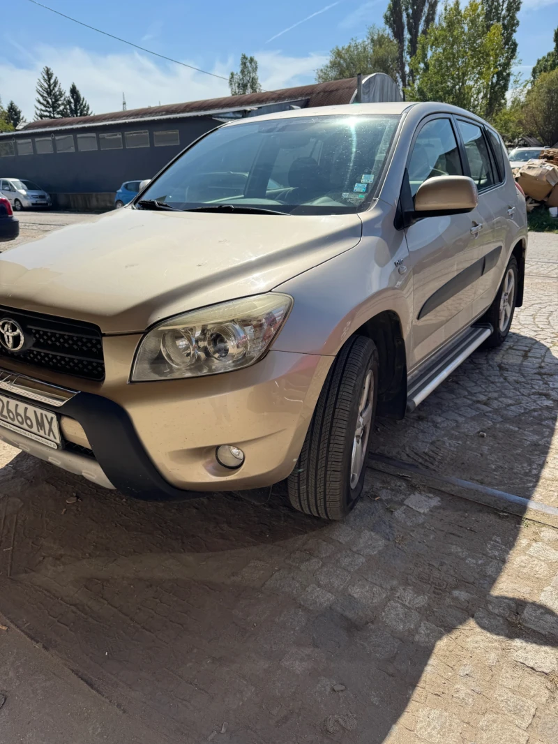 Toyota Rav4, снимка 1 - Автомобили и джипове - 47342050