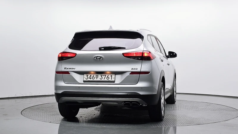 Hyundai Tucson 2.0 CRDI / АВТОМАТИК !!!, снимка 4 - Автомобили и джипове - 51857564