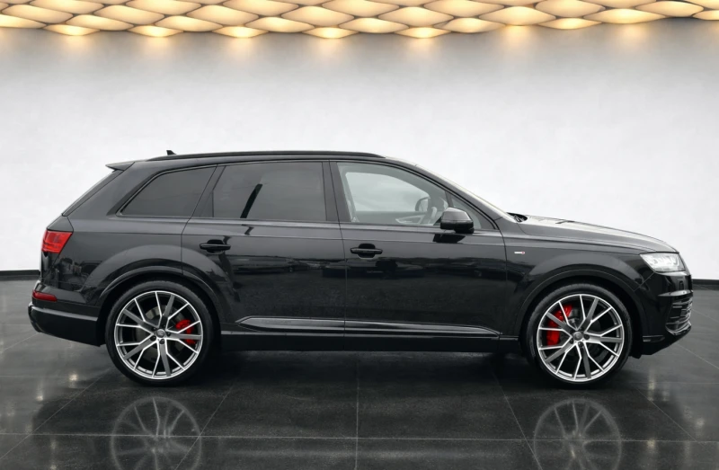 Audi Q7 3.0TDI 272HP MATRIX S LINE PANO BOSE 6+ 1 DISTRONI, снимка 4 - Автомобили и джипове - 52576898
