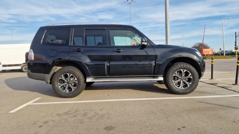 Mitsubishi Pajero 3.2 DID, с регистрация, теглич, 7местен, снимка 6 - Автомобили и джипове - 53079637