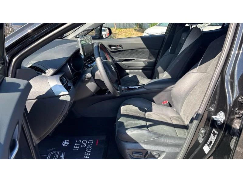 Toyota C-HR 2.0HSD GR SPORT BLACK EDITION, снимка 12 - Автомобили и джипове - 56198756