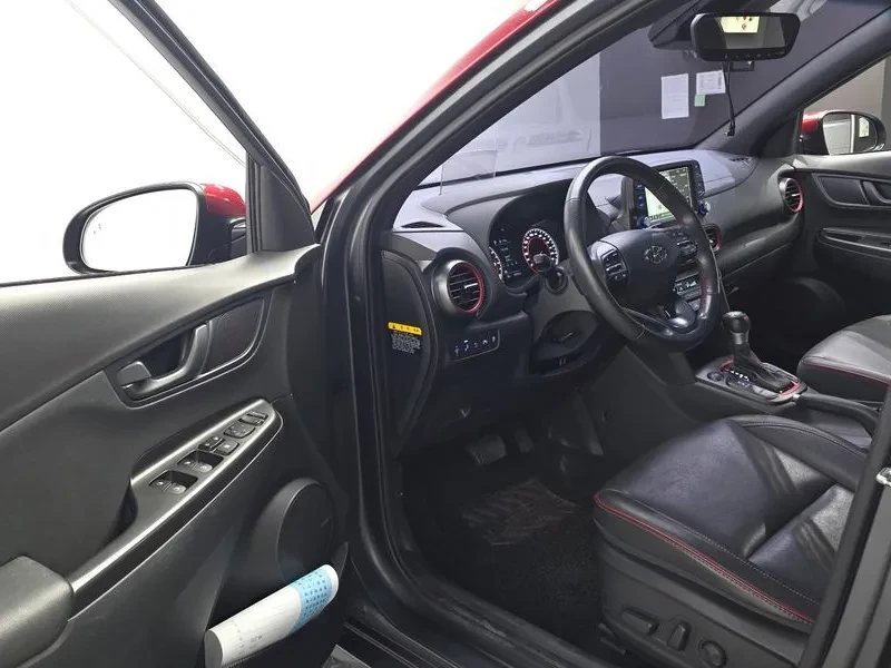 Hyundai Kona 1.6 - САМО 30% АВАНС, снимка 10 - Автомобили и джипове - 56305028