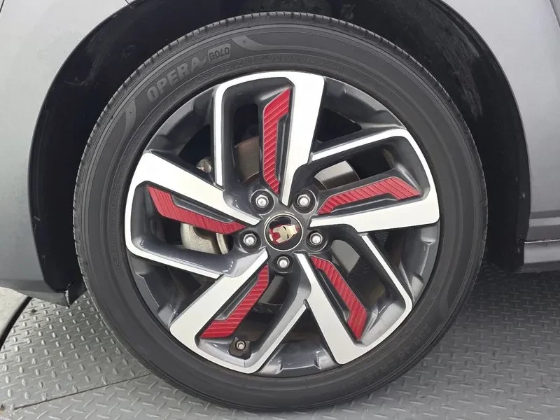 Hyundai Kona 1.6 - САМО 30% АВАНС, снимка 5 - Автомобили и джипове - 56305028