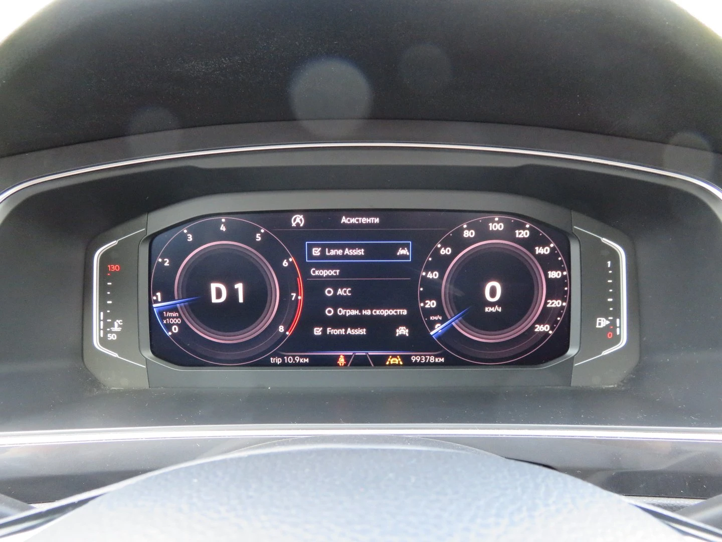 VW Tiguan LWB Highline 2.0TSI 4MOTION BMT - изображение 8