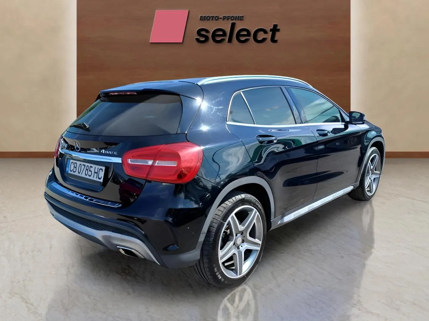 Mercedes-Benz GLA 250 2.0i - изображение 9