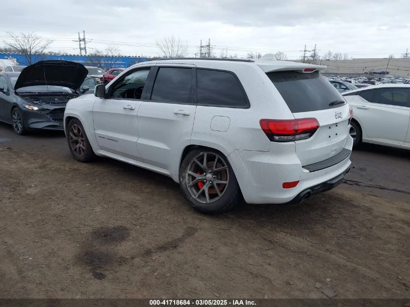 Jeep Grand cherokee 2016 JEEP GRAND CHEROKEE SRT - изображение 7