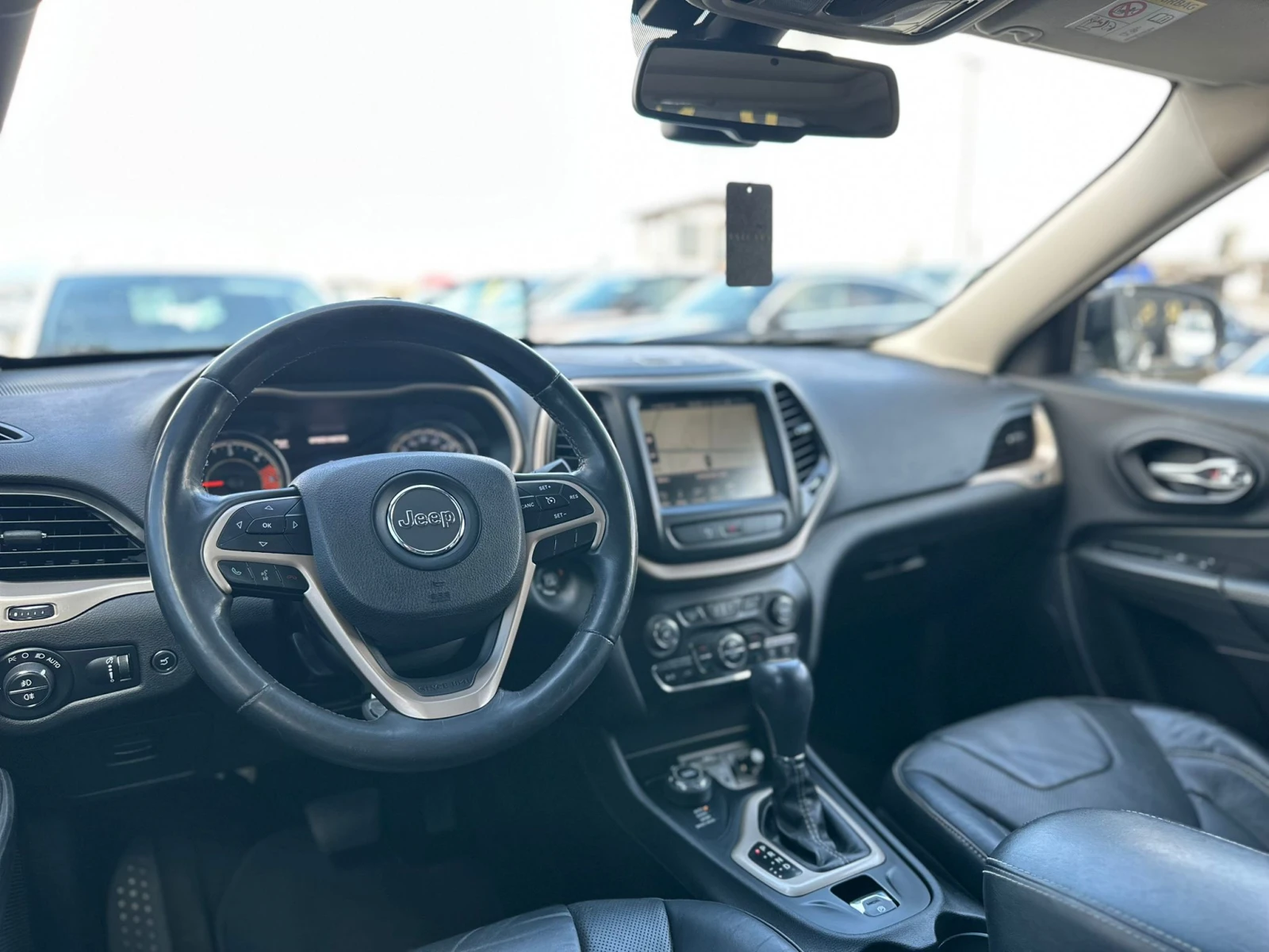 Jeep Cherokee / LIMITED / 2.0D / 170 HP / TOP / - изображение 9