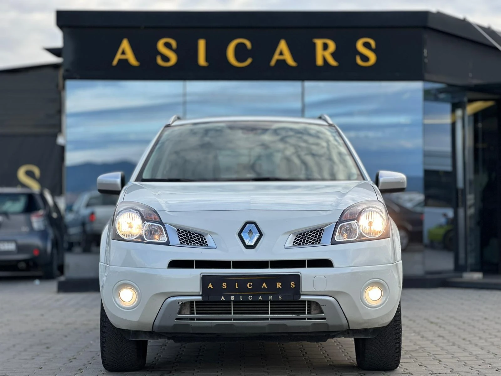 Renault Koleos / 2.0D / 51000 KM !!! / 4X4 / BOSE / TOP / - изображение 8