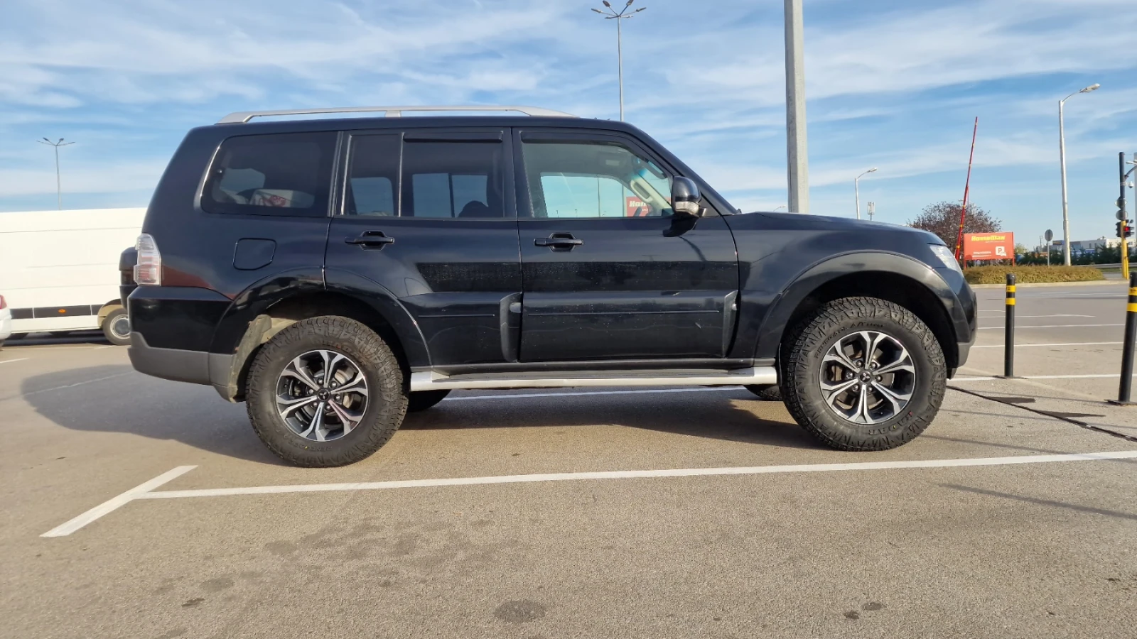 Mitsubishi Pajero 3.2 DID, с регистрация, теглич, 7местен - изображение 6