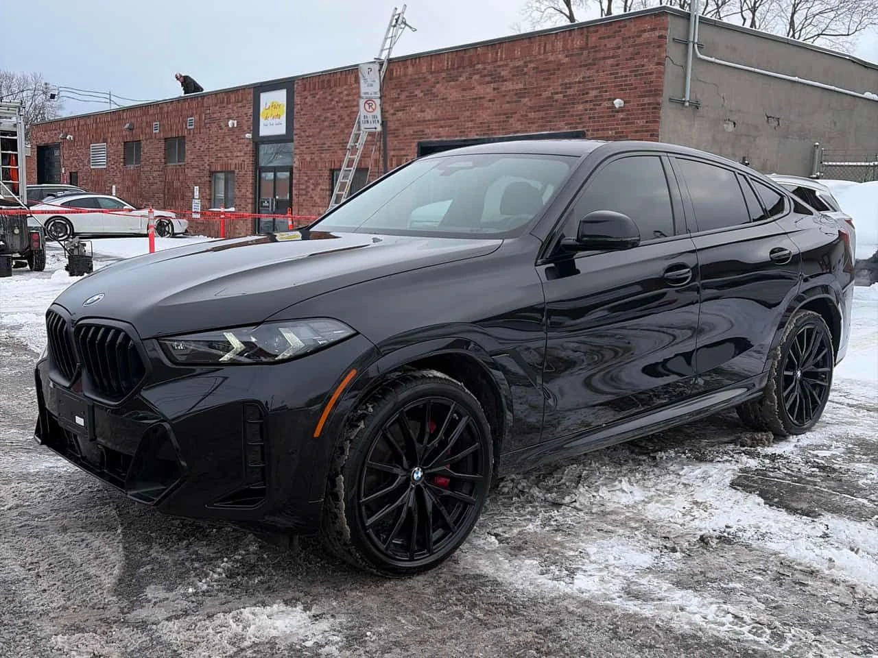 BMW X6 * xDrive40i * DISTRONIC* HEAD-UP* PANORAMIC* 360  | Auto.bg — изображение 1