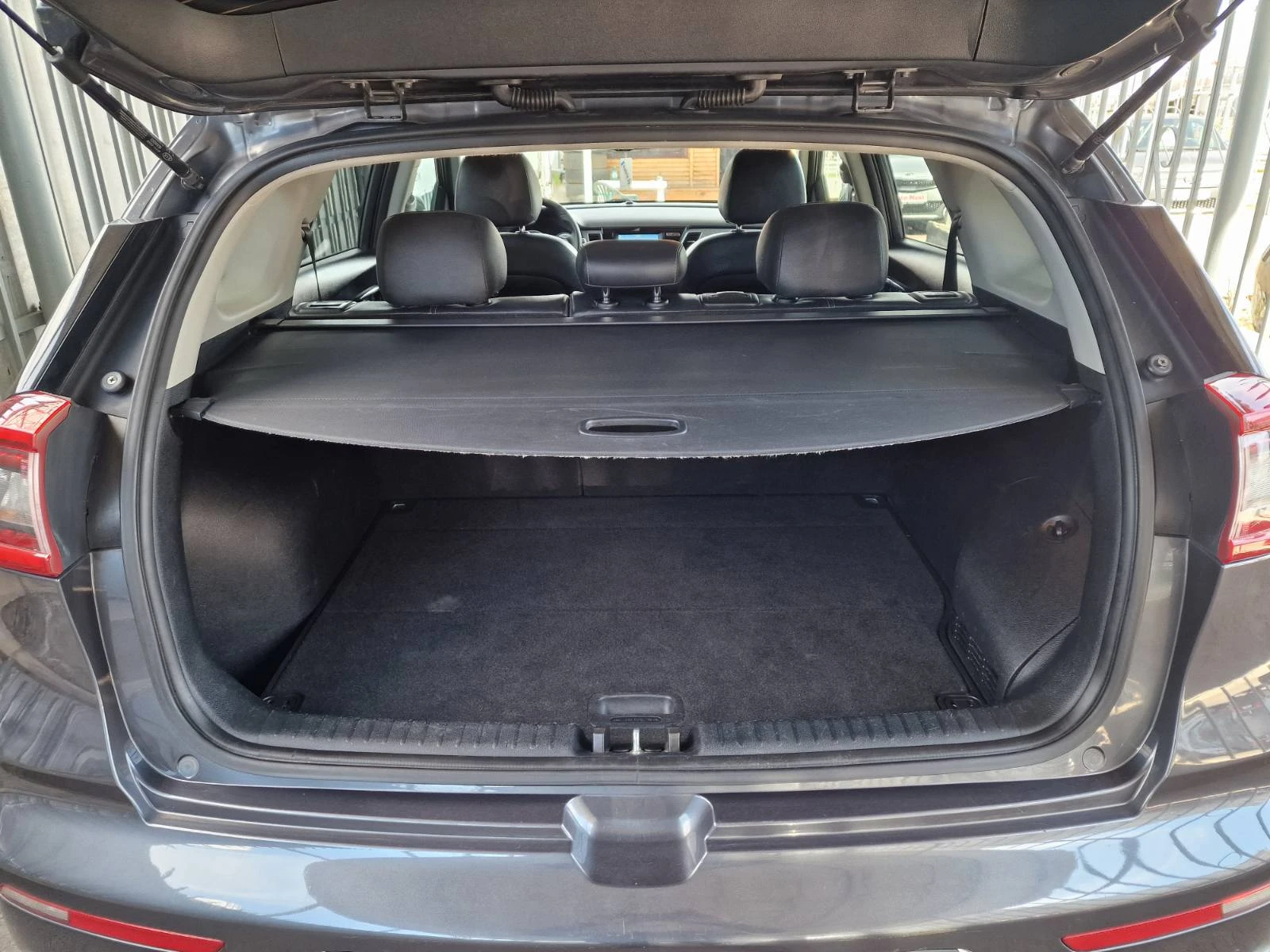 Kia Niro 1.6HYBRID-EDITION-FULL, снимка 16 - Автомобили и джипове - 54127232