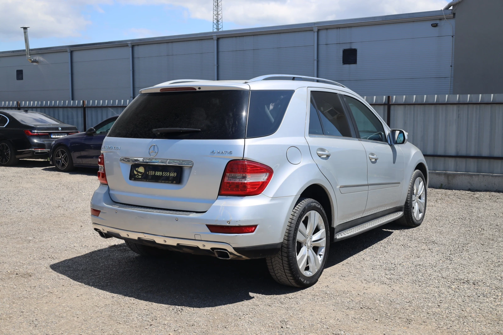 Mercedes-Benz ML 320 d 4M AIR Leder Schiebedach SzH PDC 20Zoll iCarbg