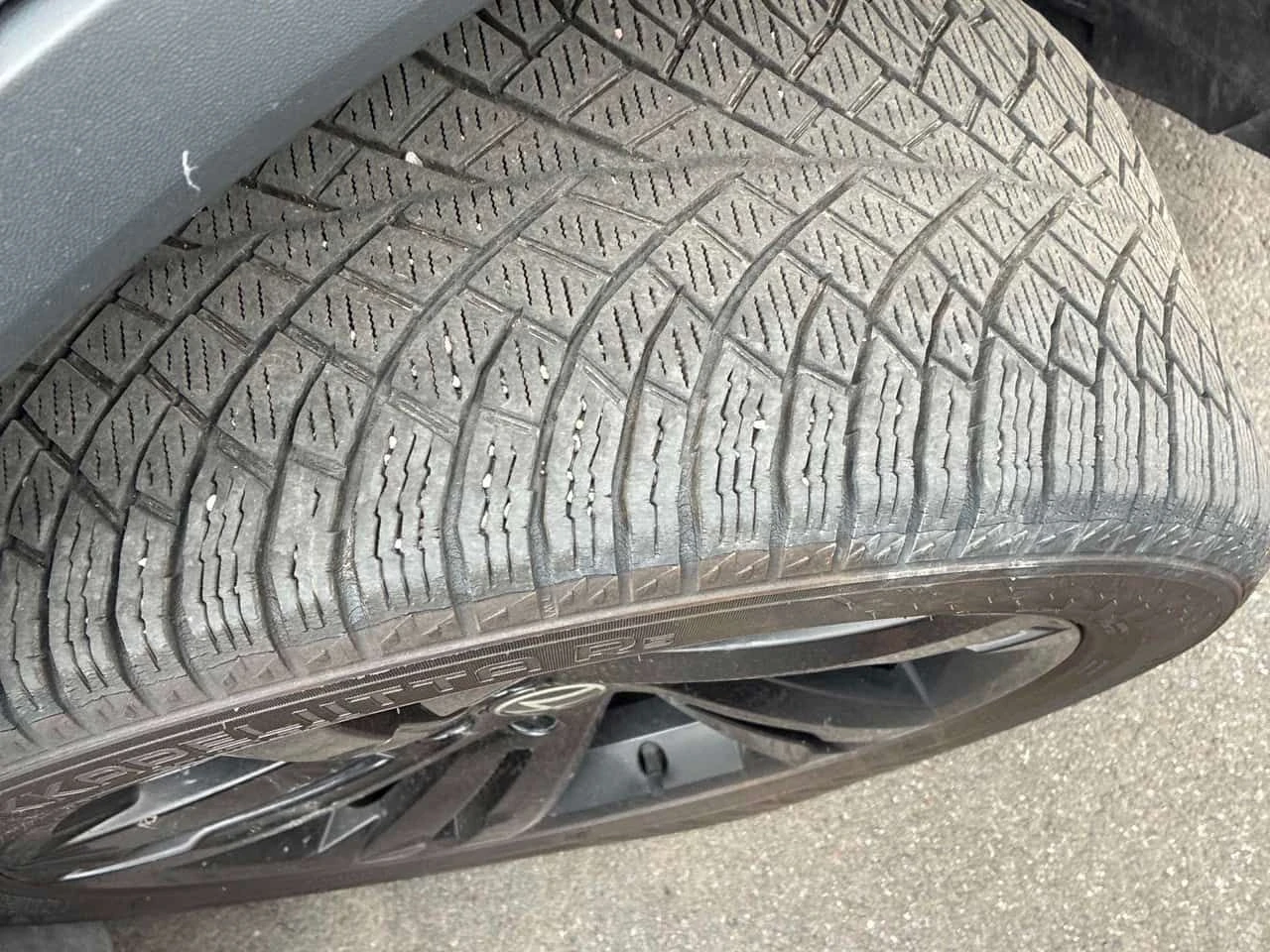 VW Tiguan * Comfortline R Line Black Edition * CARFAX * , снимка 7 - Автомобили и джипове - 54702954
