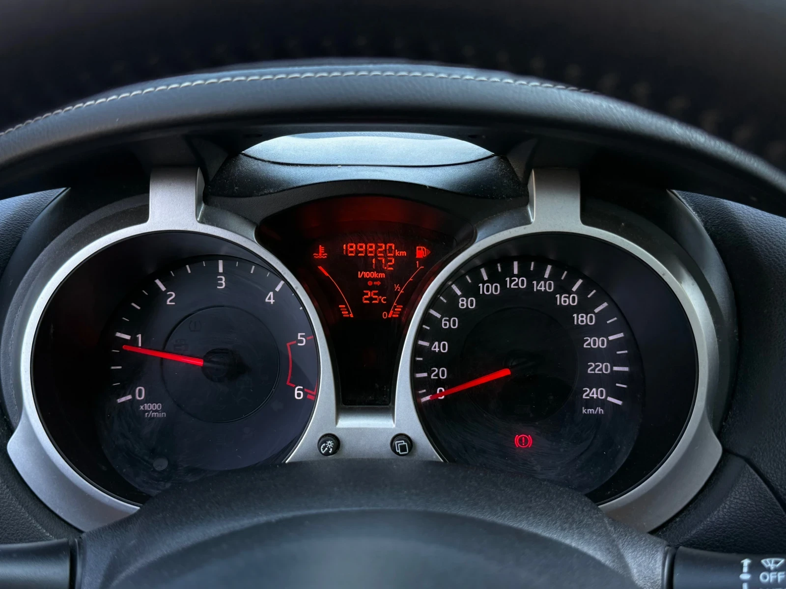 Nissan Juke 1.5Dci-Tekna-Full-360-Pano-Keyless, снимка 15 - Автомобили и джипове - 55302449