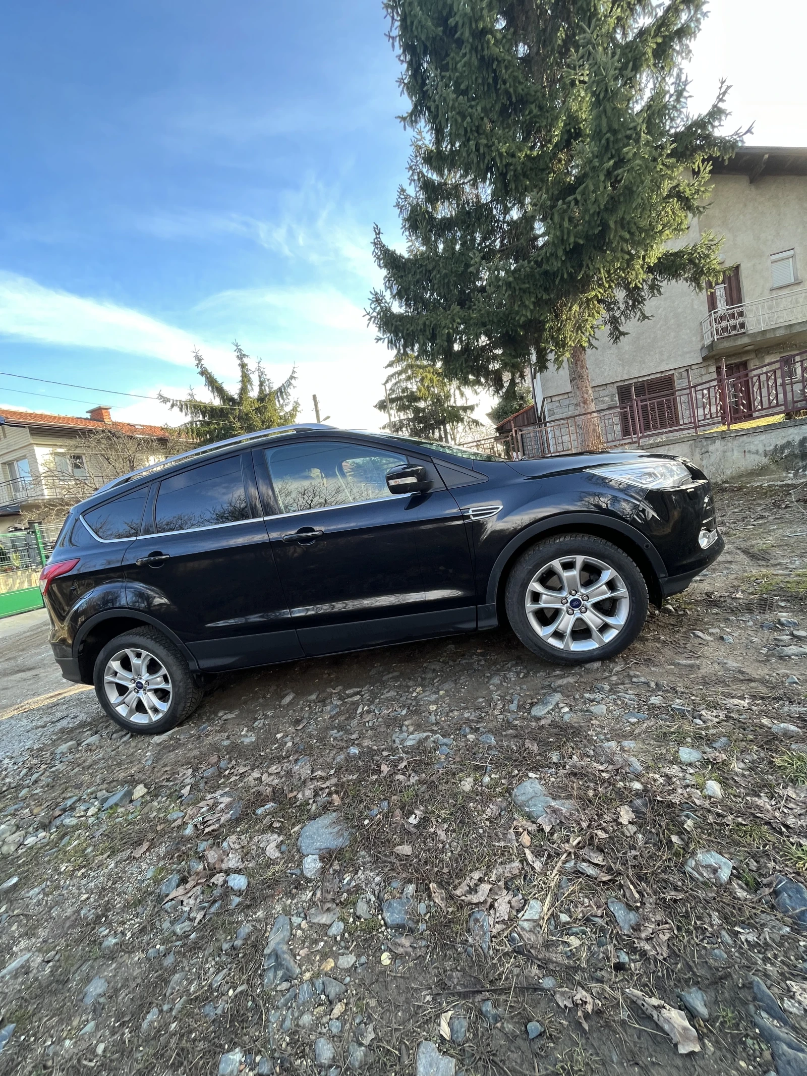 Ford Kuga, снимка 4 - Автомобили и джипове - 56313572