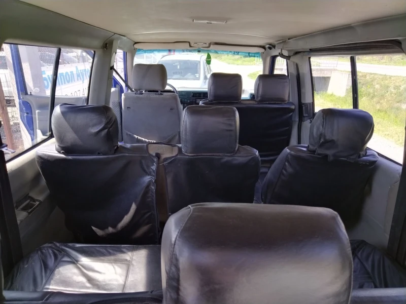 VW Transporter Caravelle, бензин газ, 9 места. , снимка 15 - Бусове и автобуси - 50008382