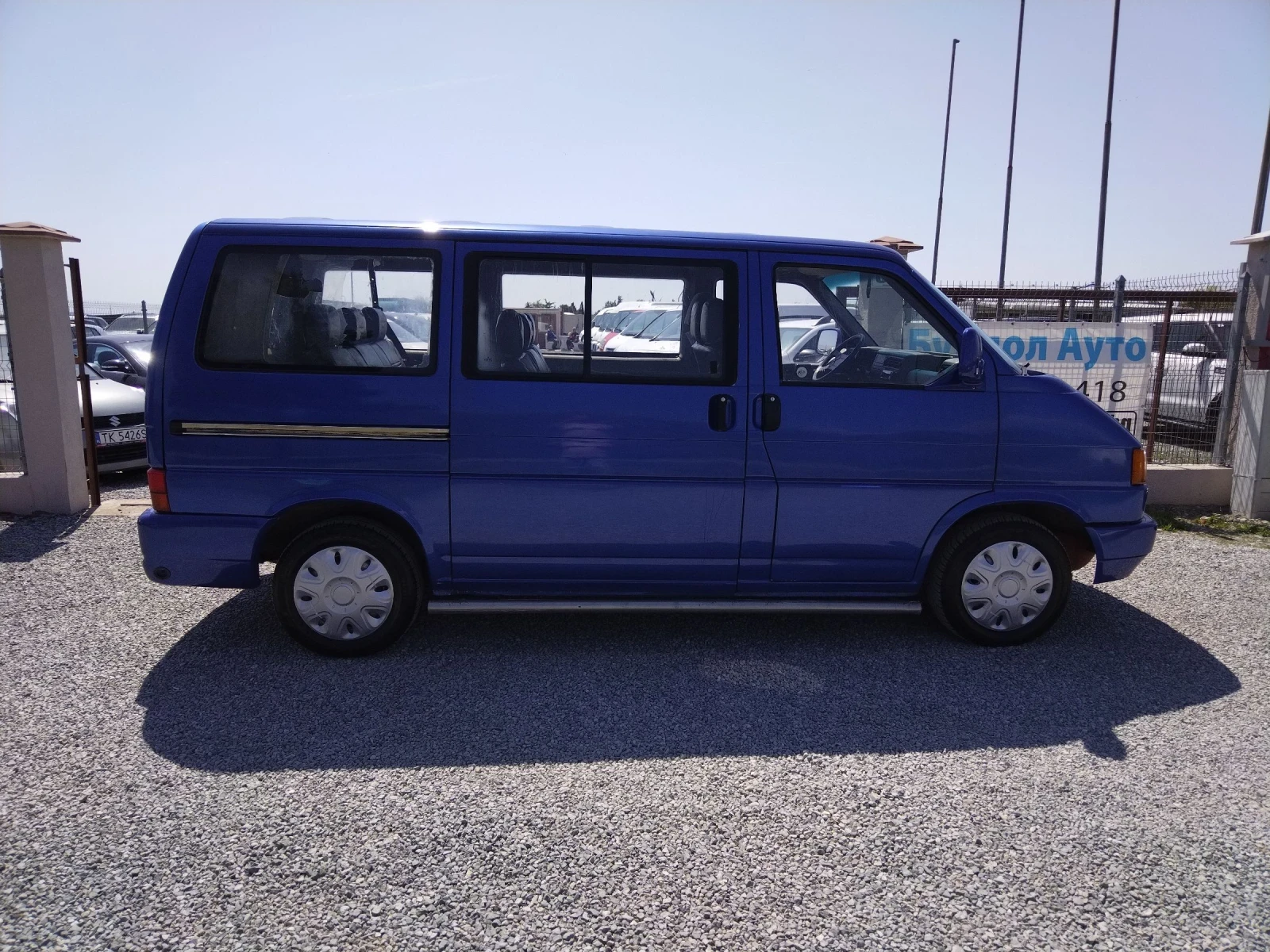 VW Transporter Caravelle, бензин газ, 9 места.  - изображение 7