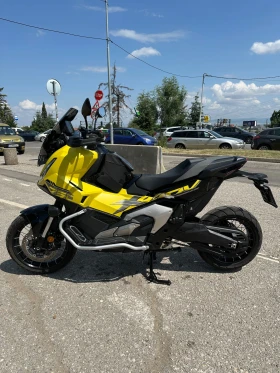  Honda X-ADV
