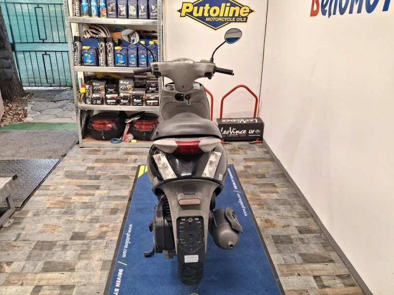 Piaggio Zip 49cc. , снимка 8 - Мотоциклети и мототехника - 51483654