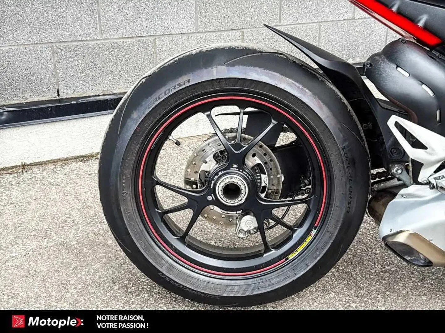 Ducati Panigale * V4 S*  | Mobile.bg � ����������� 4