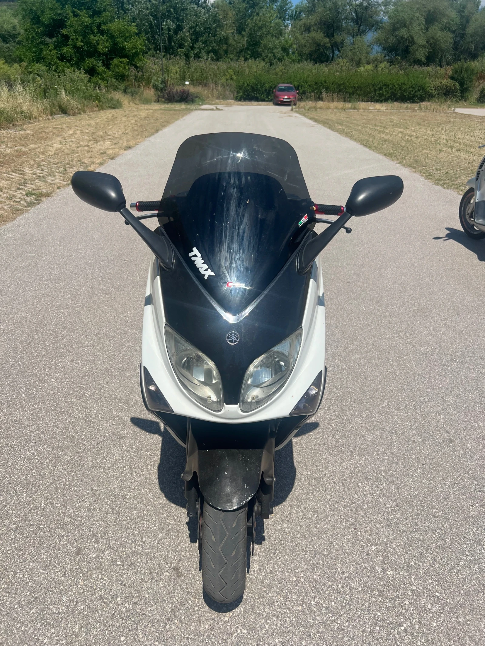 Yamaha T-max