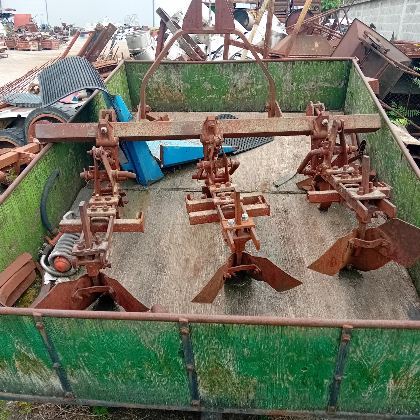 ������� ������������ | Mobile.bg � ����������� 16