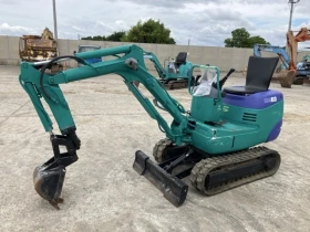 Багер Komatsu PC03-2F * ВГРАДЕН ЧУК + ЛИНЯ * ОЧАКВАН 30.10.26!!!, снимка 1