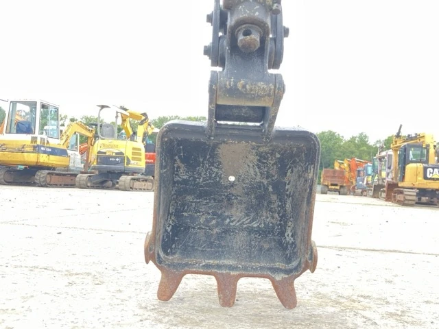 Багер Komatsu PC03-2F * ВГРАДЕН ЧУК + ЛИНЯ * ОЧАКВАН 30.10.26!!!, снимка 8 - Индустриална техника - 55117340