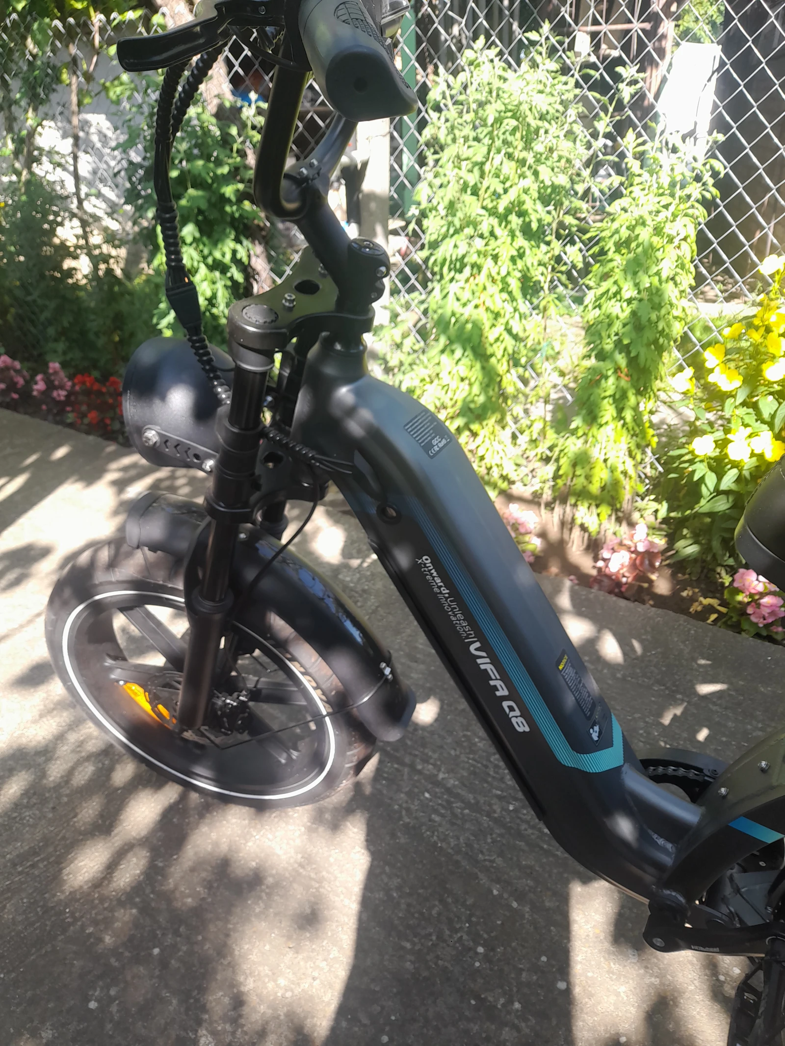 ������� ������������ ��������� �UXI Q8 30 ������� | Mobile.bg � ����������� 6
